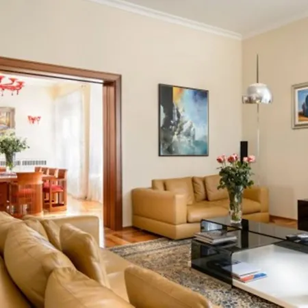 Lysoria - A Haven By The Sea Apartament